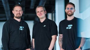 Die conmeet-Gründer Lennart Eckerlein, Benedikt Kisner und Leandro Ananias (von links nach rechts)